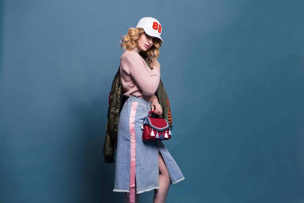 How Can You Update Your Look with the Latest Statement Sleeve Designs?